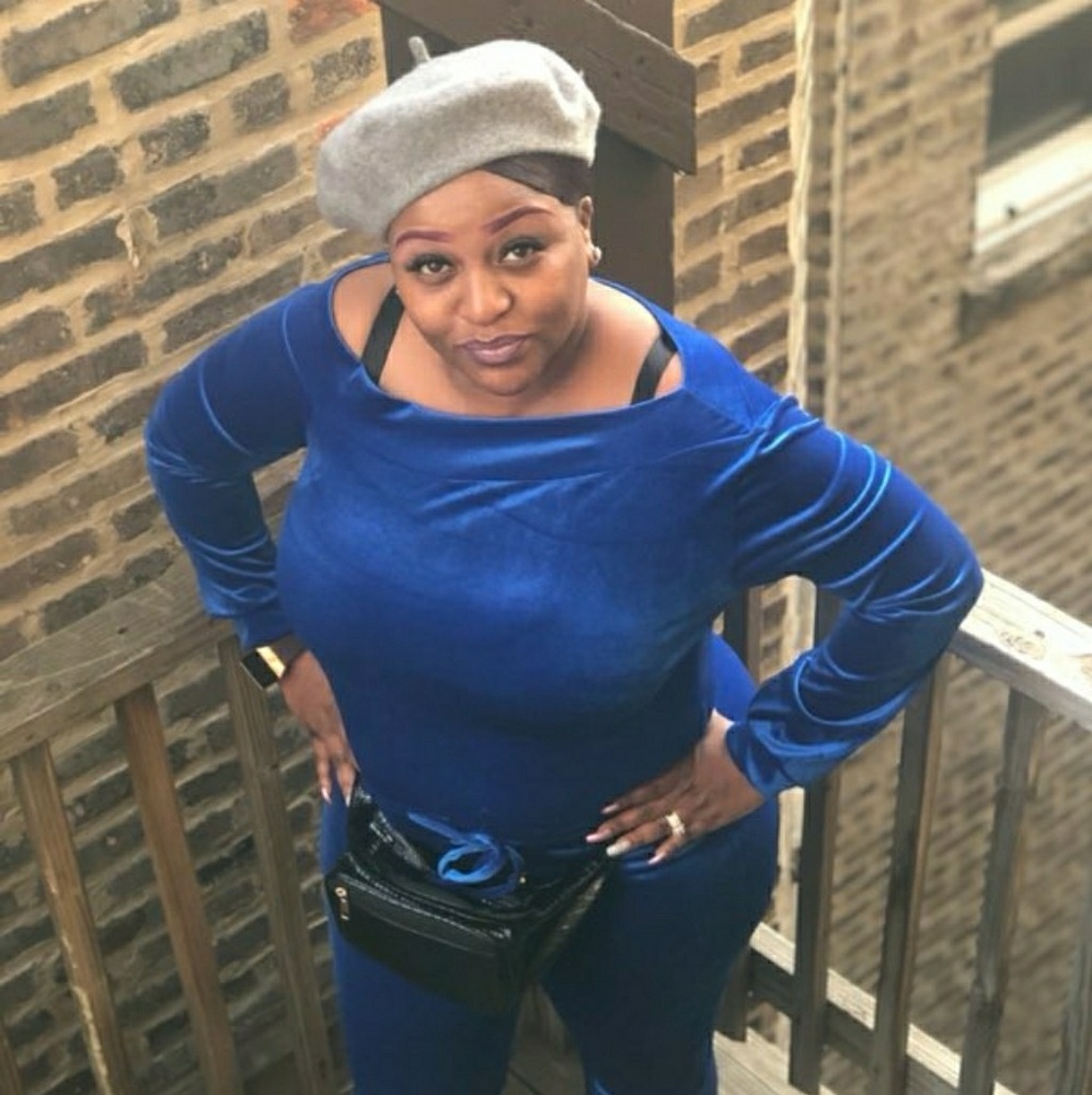 Meet your Posher, Dominique